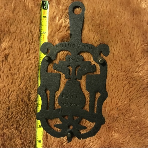 Vintage Cast Iron Dumb Dutch Trivet - Picture 5 of 7